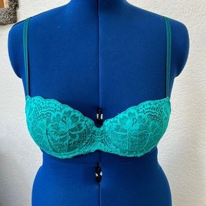 Green Victorias Secret Push-Up Bra